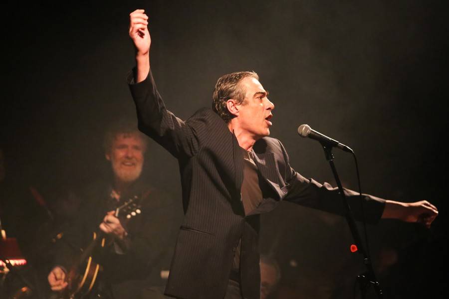 Brněnskému Sonu popřál k narozeninám Glen Hansard, přivezl tříhodinový koncert