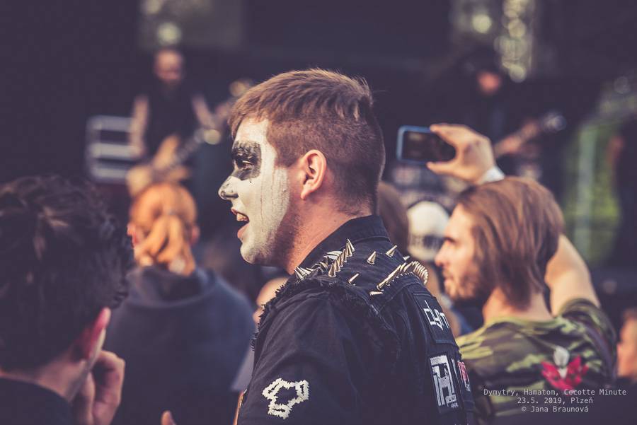 Dymytry zavítali S nadějí do Plzně. Na monstrózním open airu vystoupili také Cocotte Minute a němečtí Hämatom