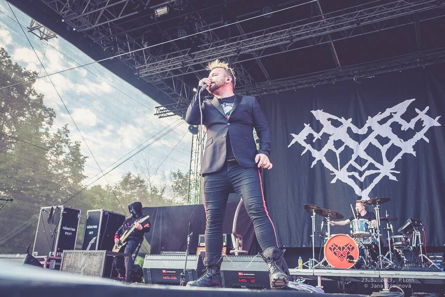 Dymytry zavítali S nadějí do Plzně. Na monstrózním open airu vystoupili také Cocotte Minute a němečtí Hämatom