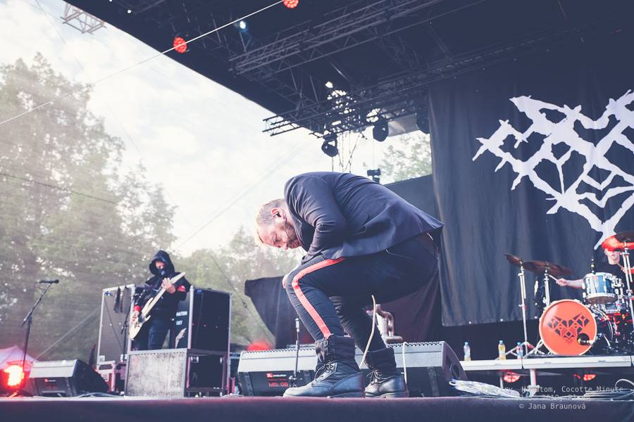 Dymytry zavítali S nadějí do Plzně. Na monstrózním open airu vystoupili také Cocotte Minute a němečtí Hämatom
