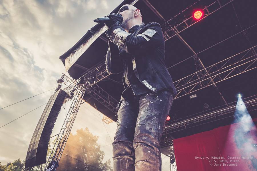 Dymytry zavítali S nadějí do Plzně. Na monstrózním open airu vystoupili také Cocotte Minute a němečtí Hämatom