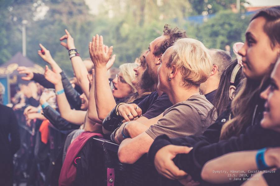 Dymytry zavítali S nadějí do Plzně. Na monstrózním open airu vystoupili také Cocotte Minute a němečtí Hämatom