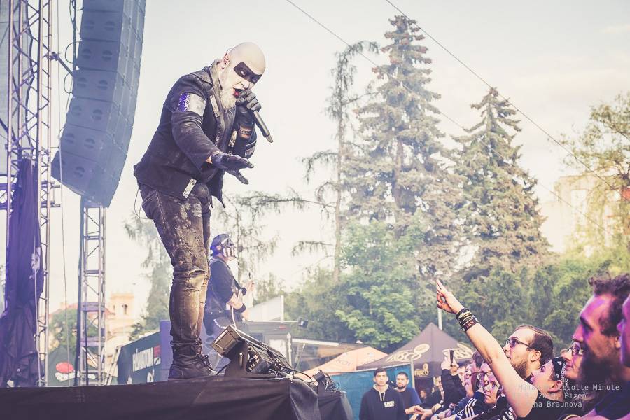 Dymytry zavítali S nadějí do Plzně. Na monstrózním open airu vystoupili také Cocotte Minute a němečtí Hämatom