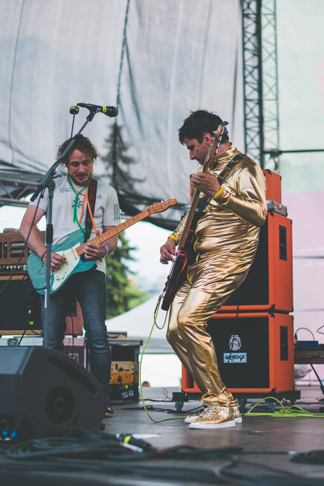 Festival Mezi ploty opět přilákal tisícovky návštěvníků, hráli Xindl X, Wohnout, Vypsaná fixa nebo Divokej Bill