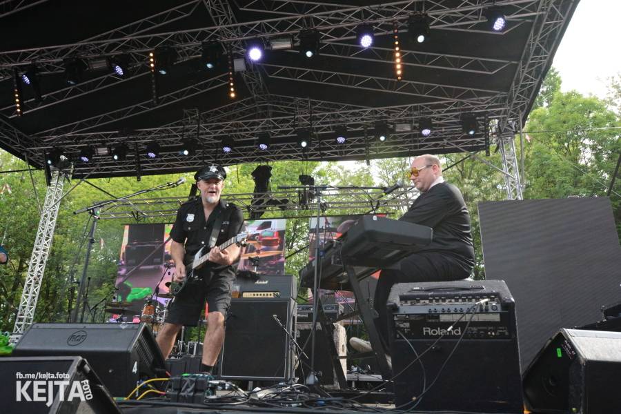 Tři sestry završili narozeninové oslavy na Braníku. Zahráli také Doctor P.P. nebo E!E