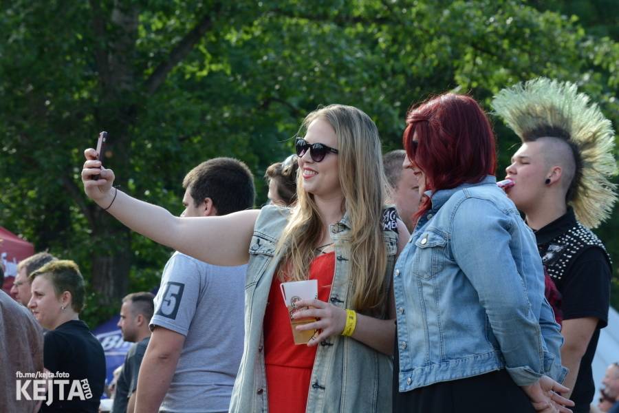 Tři sestry završili narozeninové oslavy na Braníku. Zahráli také Doctor P.P. nebo E!E