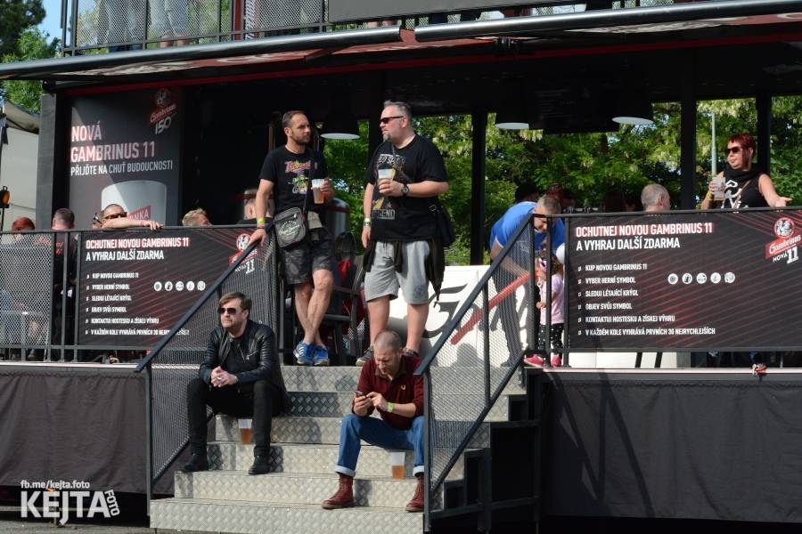 Tři sestry završili narozeninové oslavy na Braníku. Zahráli také Doctor P.P. nebo E!E