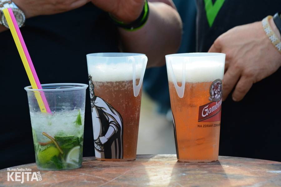 Tři sestry završili narozeninové oslavy na Braníku. Zahráli také Doctor P.P. nebo E!E