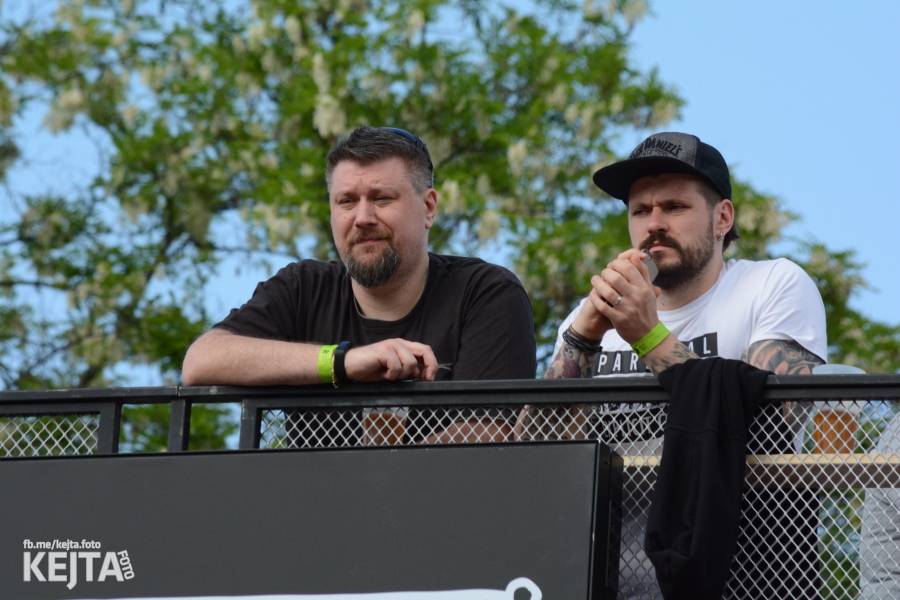 Tři sestry završili narozeninové oslavy na Braníku. Zahráli také Doctor P.P. nebo E!E