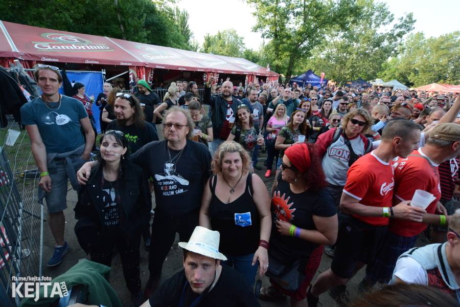 Tři sestry završili narozeninové oslavy na Braníku. Zahráli také Doctor P.P. nebo E!E