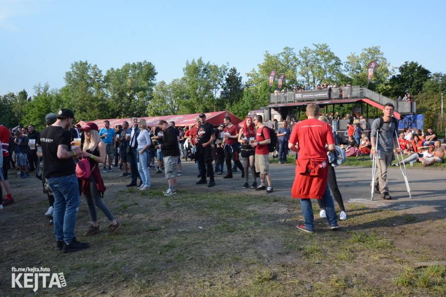 Tři sestry završili narozeninové oslavy na Braníku. Zahráli také Doctor P.P. nebo E!E