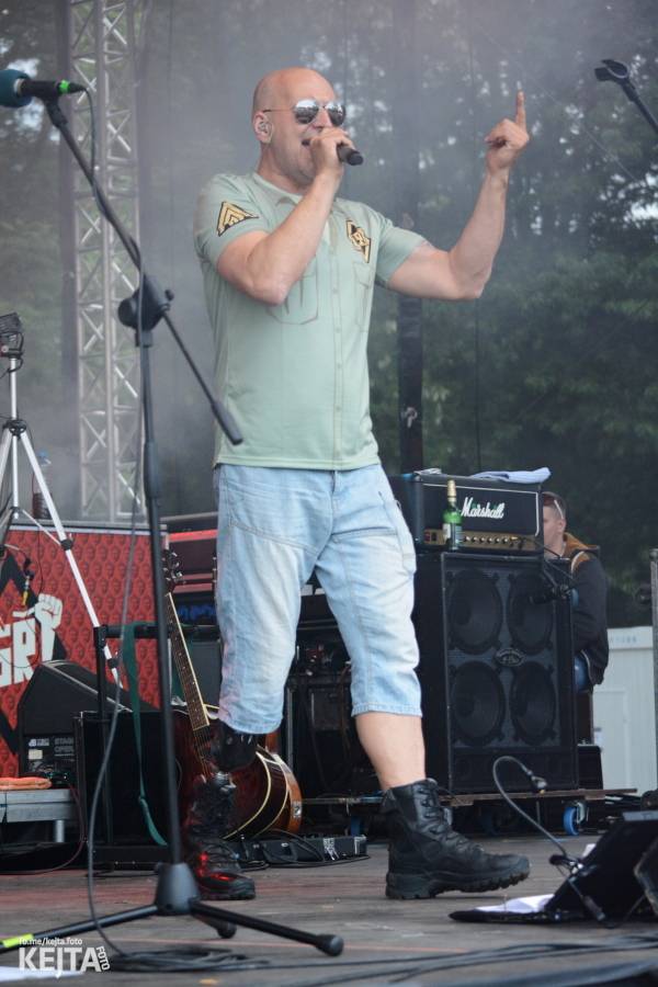 Tři sestry završili narozeninové oslavy na Braníku. Zahráli také Doctor P.P. nebo E!E