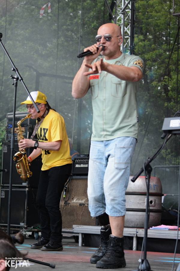 Tři sestry završili narozeninové oslavy na Braníku. Zahráli také Doctor P.P. nebo E!E