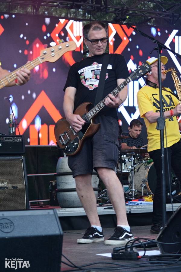 Tři sestry završili narozeninové oslavy na Braníku. Zahráli také Doctor P.P. nebo E!E