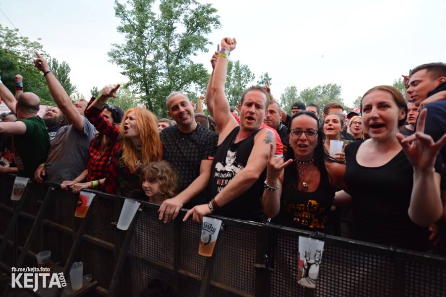 Tři sestry završili narozeninové oslavy na Braníku. Zahráli také Doctor P.P. nebo E!E