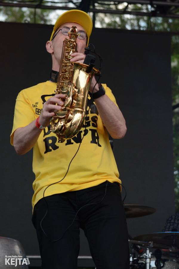 Tři sestry završili narozeninové oslavy na Braníku. Zahráli také Doctor P.P. nebo E!E