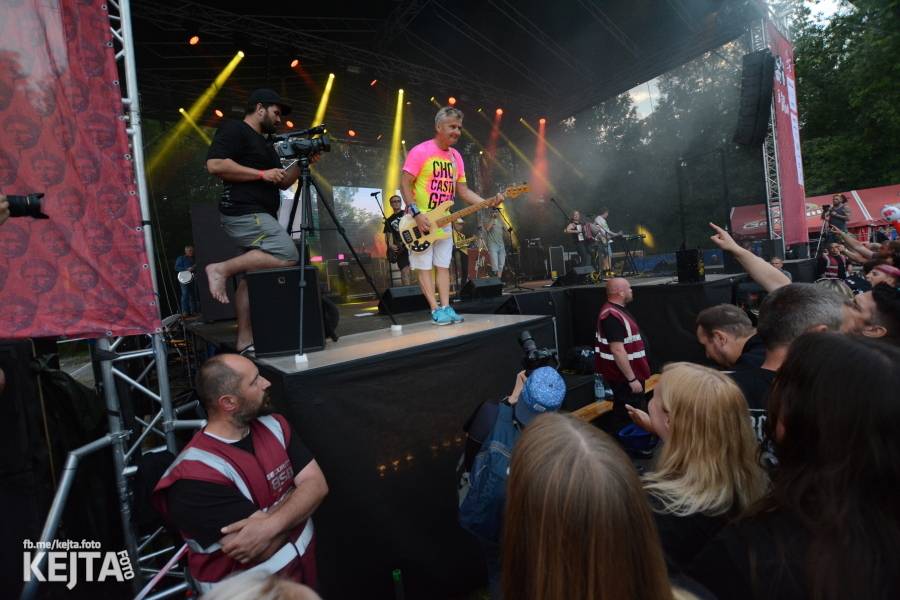 Tři sestry završili narozeninové oslavy na Braníku. Zahráli také Doctor P.P. nebo E!E