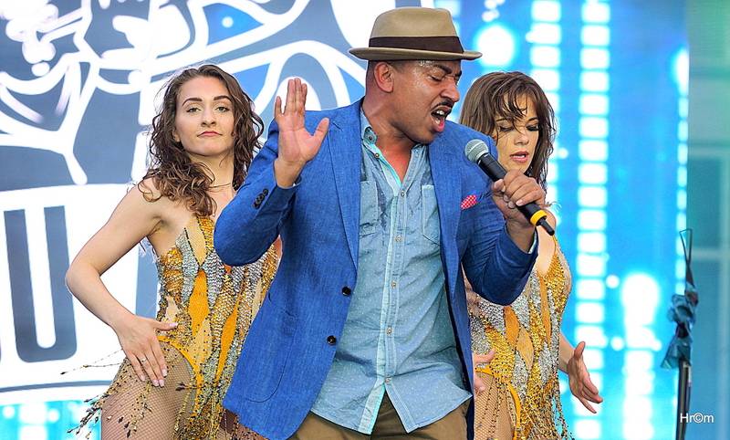 90s Explosion v Praze: Výstaviště se změnilo v diskotéku devadesátých let. Vystoupili Ace Of Base nebo Twenty 4 Seven 