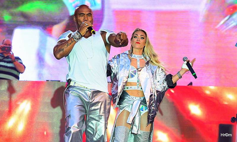 90s Explosion v Praze: Výstaviště se změnilo v diskotéku devadesátých let. Vystoupili Ace Of Base nebo Twenty 4 Seven 