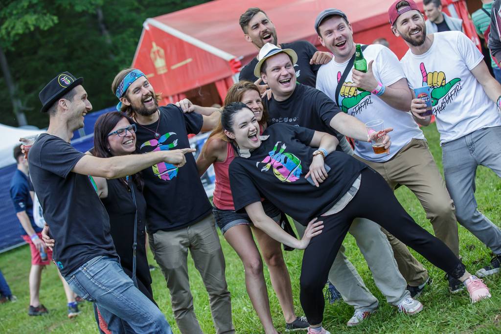 Rockový slunovrat rozpálil Řevnice. V první den vystoupili Gaia Mesiah, Prago Union i Sto zvířat