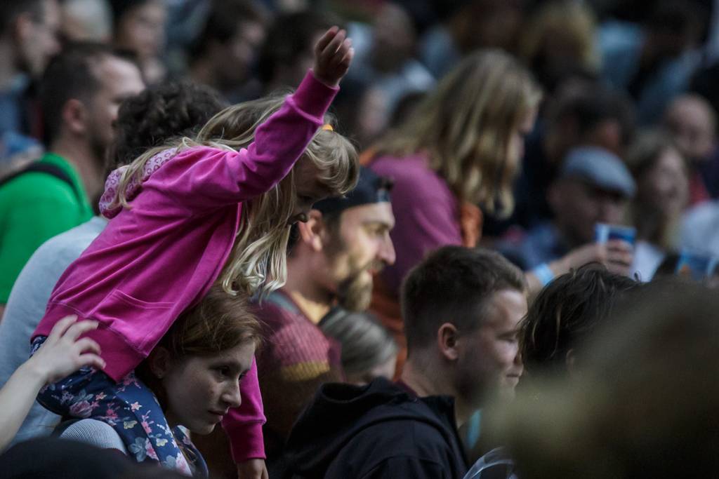 Rockový slunovrat rozpálil Řevnice. V první den vystoupili Gaia Mesiah, Prago Union i Sto zvířat