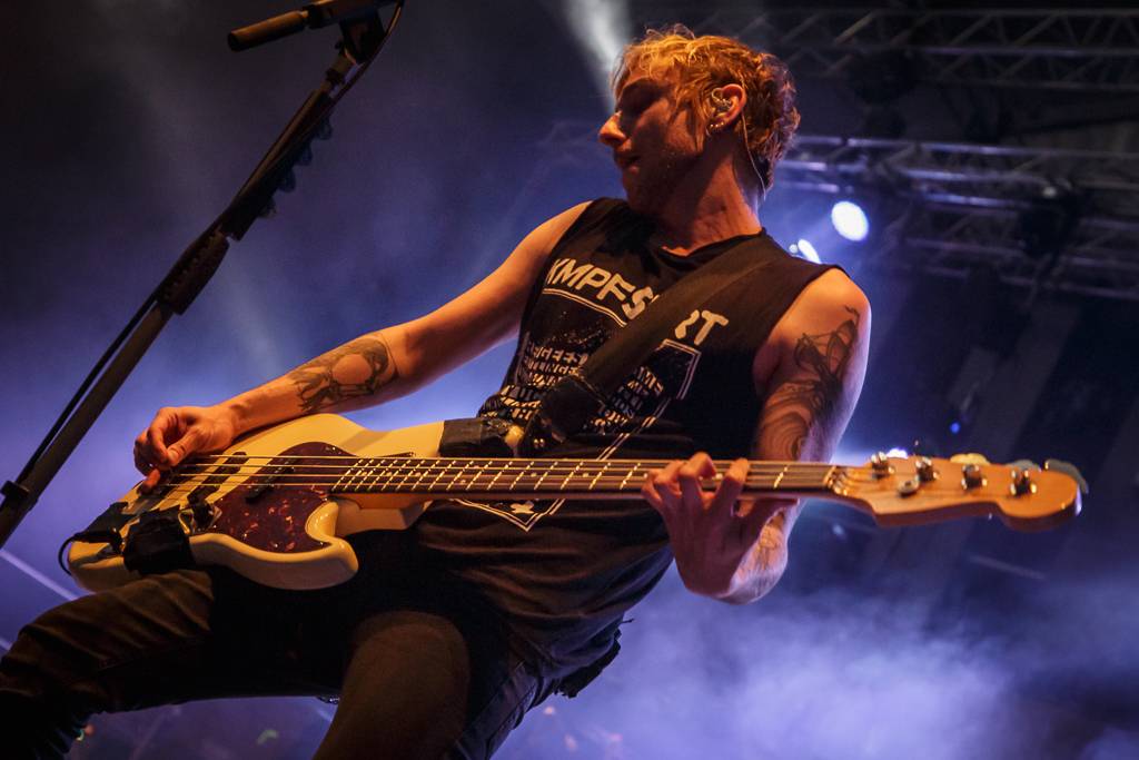 Rockový slunovrat rozpálil Řevnice. V první den vystoupili Gaia Mesiah, Prago Union i Sto zvířat