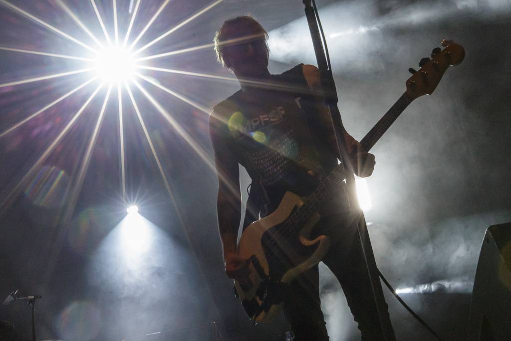 Rockový slunovrat rozpálil Řevnice. V první den vystoupili Gaia Mesiah, Prago Union i Sto zvířat