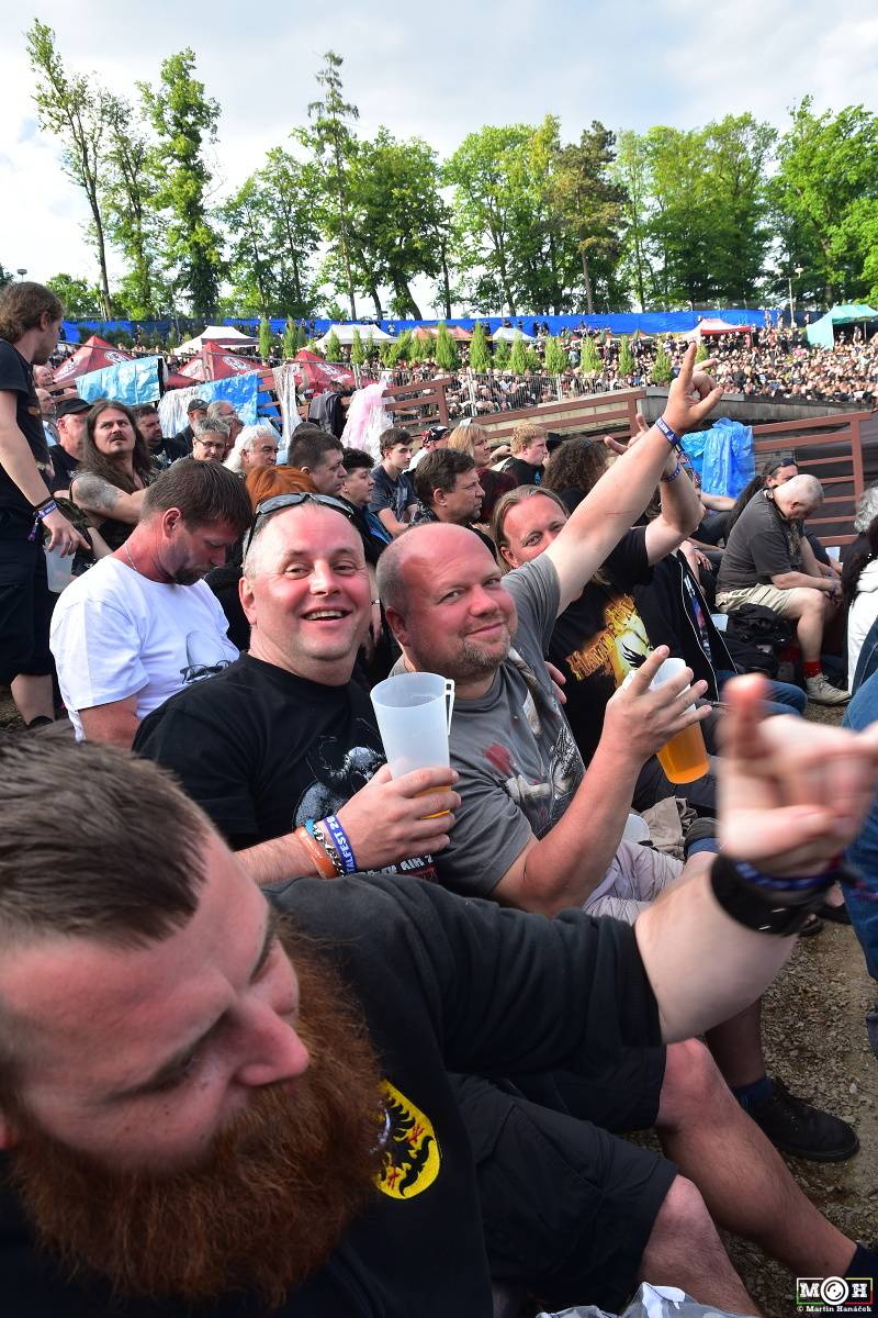 Metalisté dorazili do Plzně. Hvězdami prvního dne Metalfestu byli Powerwolf nebo Hammerfall