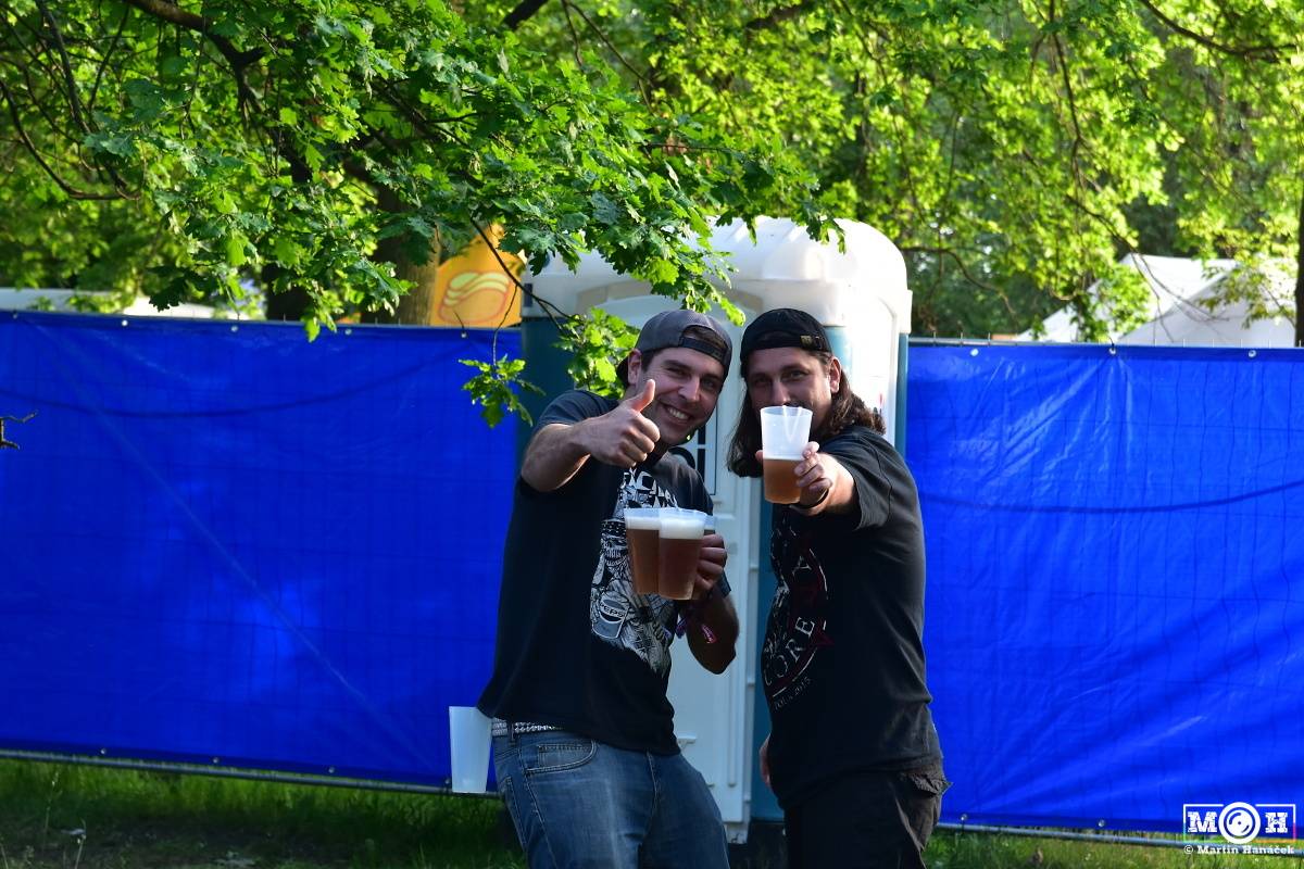 Metalisté dorazili do Plzně. Hvězdami prvního dne Metalfestu byli Powerwolf nebo Hammerfall