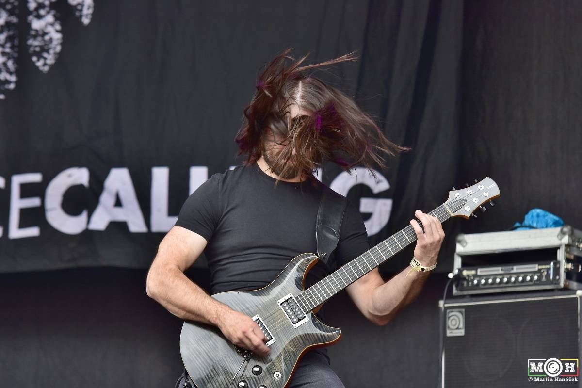 Metalisté dorazili do Plzně. Hvězdami prvního dne Metalfestu byli Powerwolf nebo Hammerfall