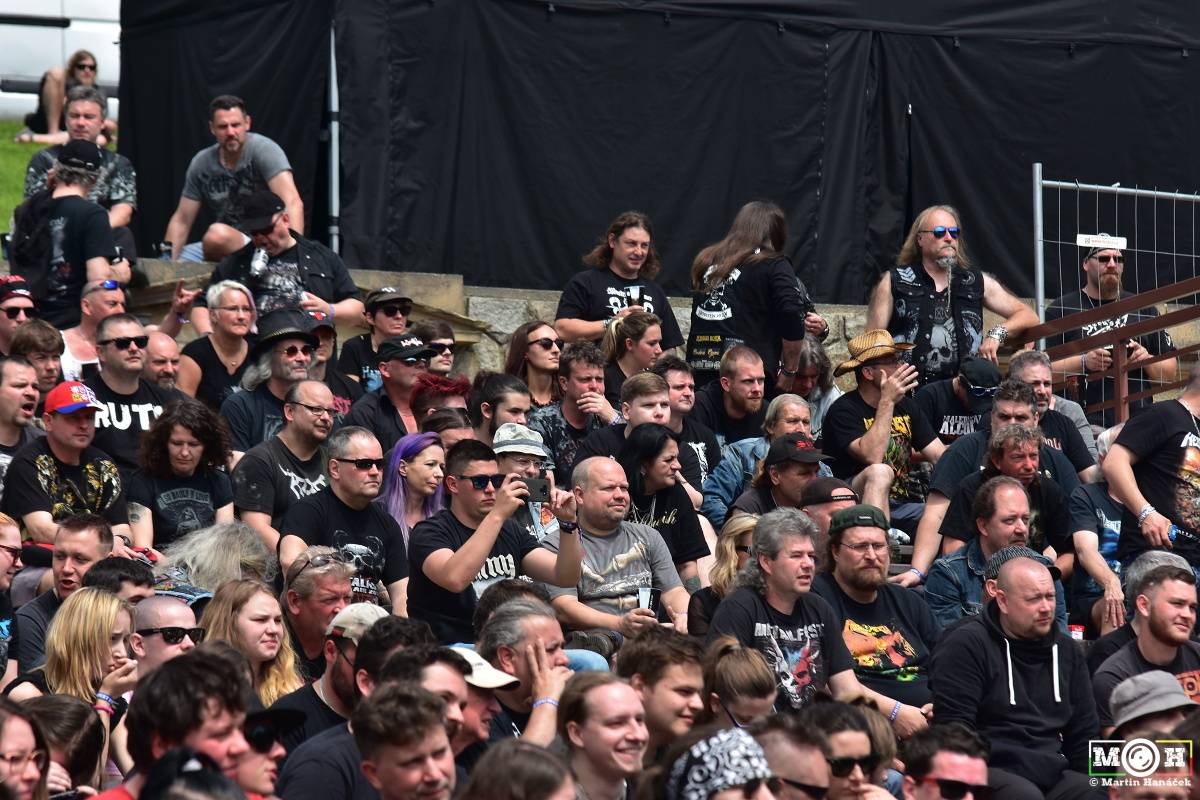 Metalisté dorazili do Plzně. Hvězdami prvního dne Metalfestu byli Powerwolf nebo Hammerfall