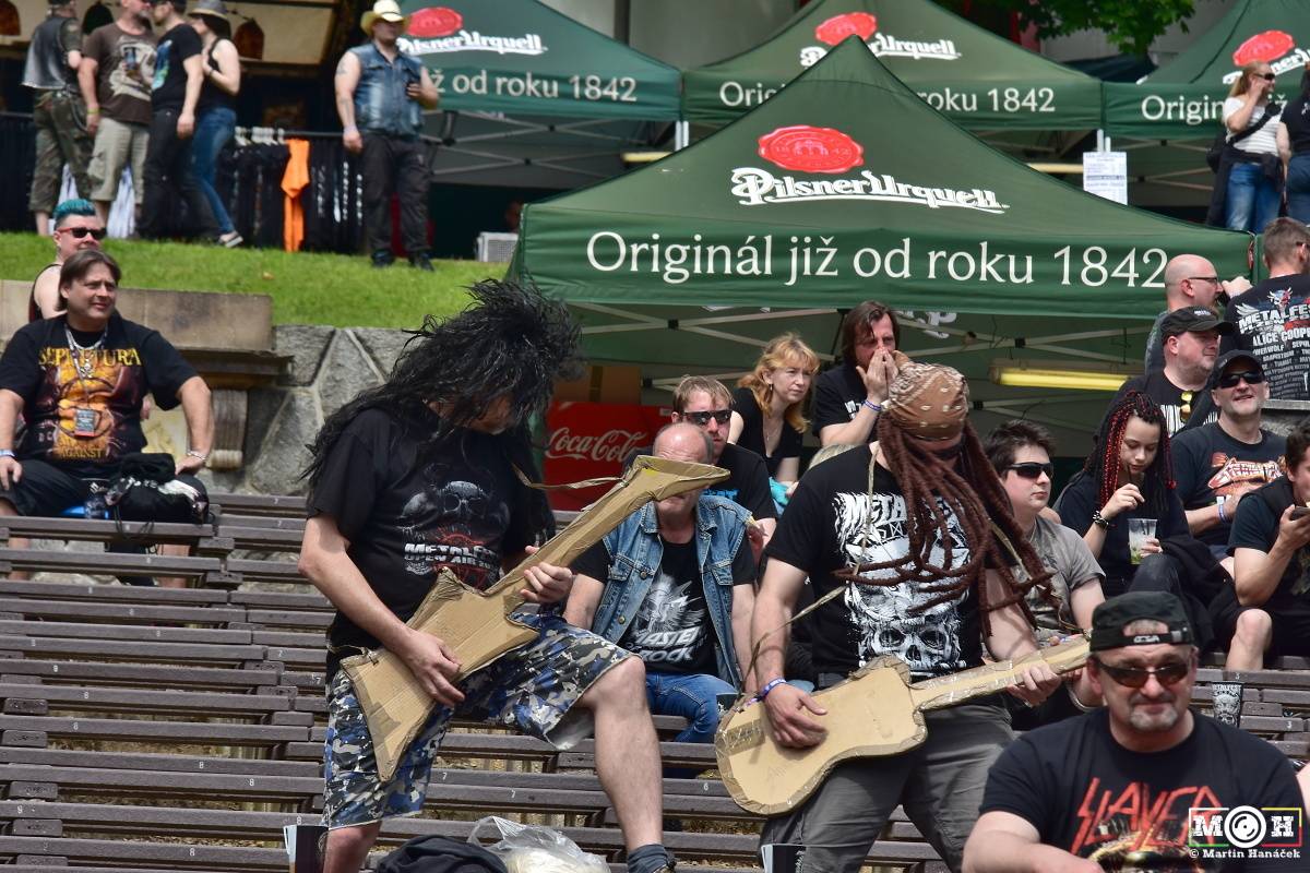 Metalisté dorazili do Plzně. Hvězdami prvního dne Metalfestu byli Powerwolf nebo Hammerfall