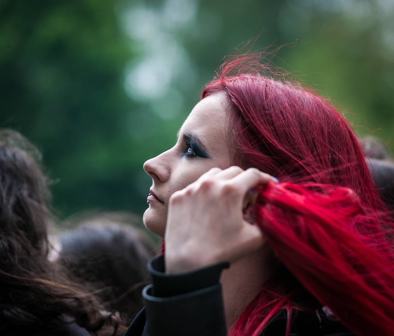 První den vyprodaného Metalfestu. Vystoupily kapely Hammerfall, Powerwolf, Amorphis, Axxis i česká ikona Törr