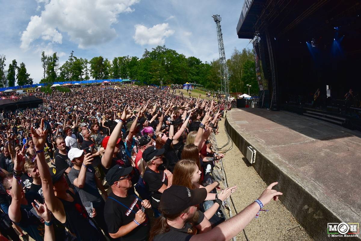 Druhý den Metalfestu v Plzni: Amon Amarth odpálili ohně, vystoupili i Stratovarius nebo Imminence