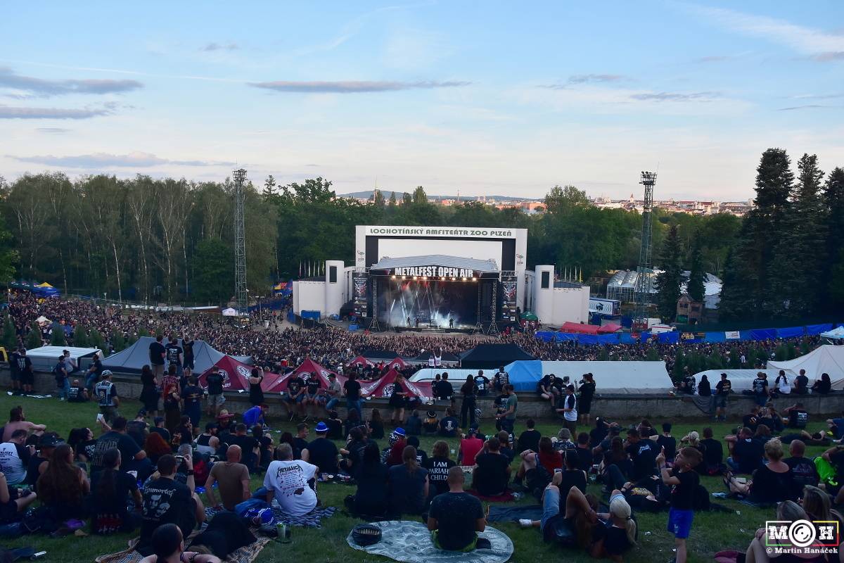 Druhý den Metalfestu v Plzni: Amon Amarth odpálili ohně, vystoupili i Stratovarius nebo Imminence