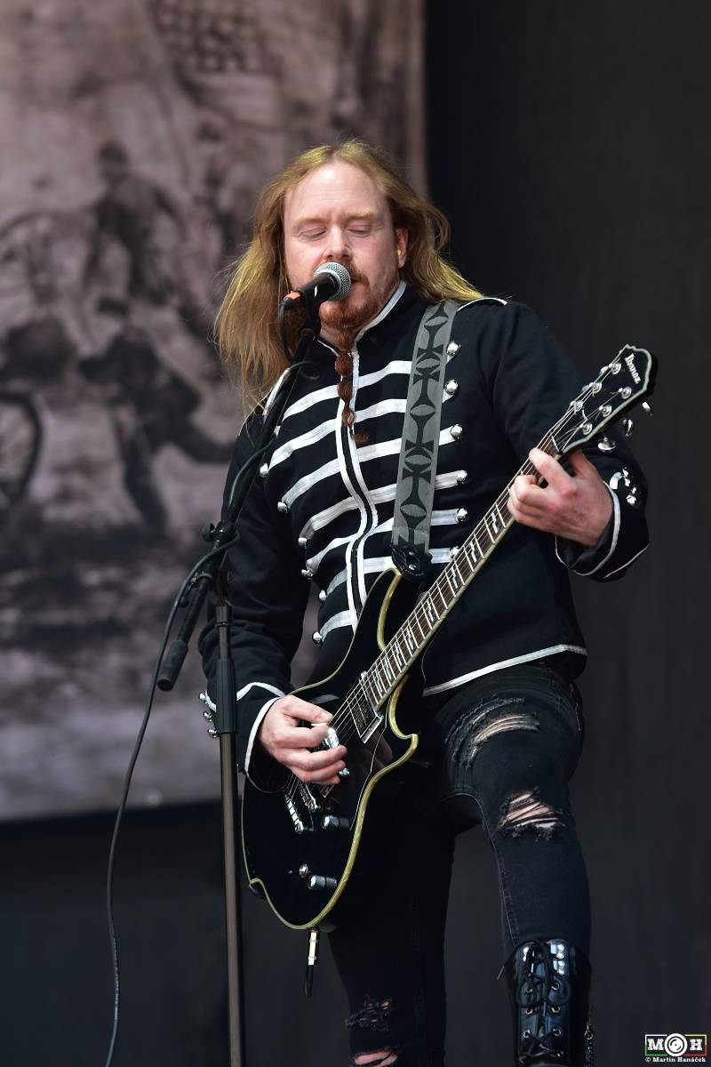 Metalfest v Plzni gradoval za pekelného počasí. Zahráli Arch Enemy, Almanac i Korpiklaani