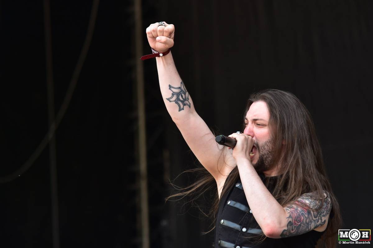 Metalfest v Plzni gradoval za pekelného počasí. Zahráli Arch Enemy, Almanac i Korpiklaani