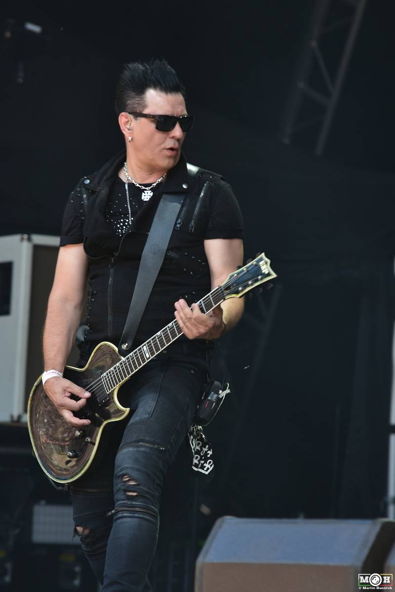 Metalfest v Plzni gradoval za pekelného počasí. Zahráli Arch Enemy, Almanac i Korpiklaani