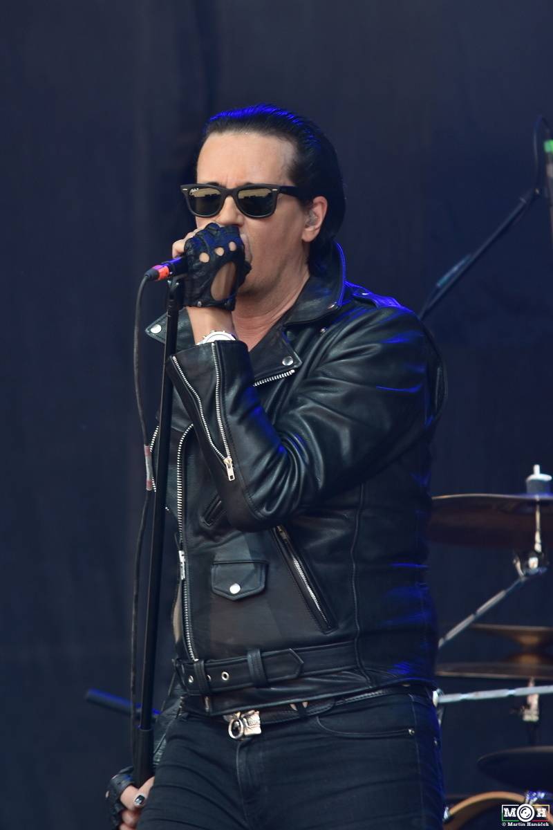 Metalfest v Plzni gradoval za pekelného počasí. Zahráli Arch Enemy, Almanac i Korpiklaani