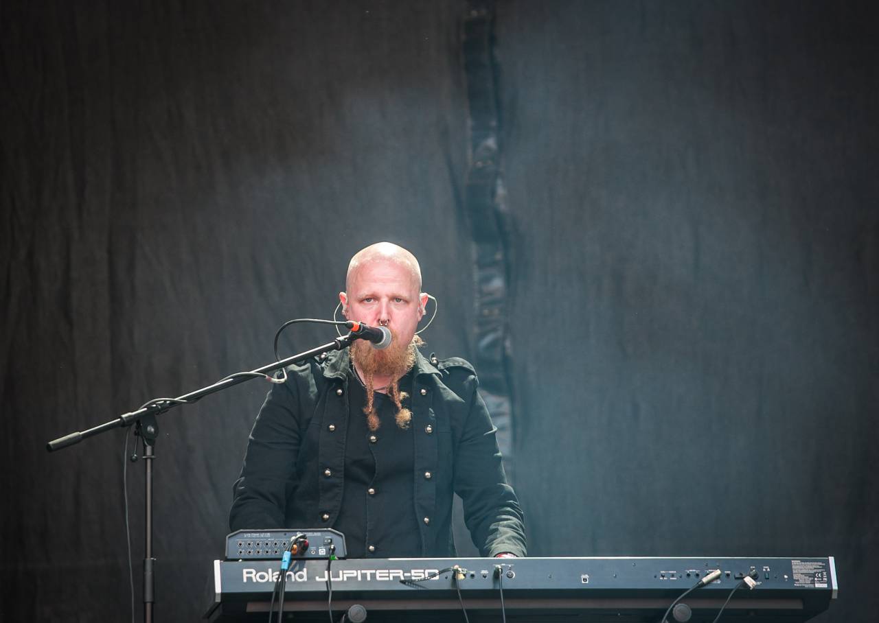 Další pohled na poslední den Metalfestu. Dee Snider připomněl Twisted Sister, vrcholem byli Arch Enemy