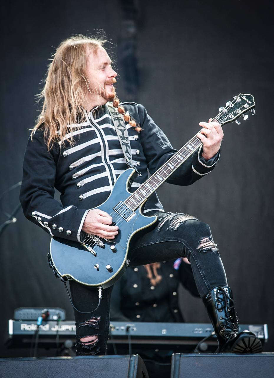 Další pohled na poslední den Metalfestu. Dee Snider připomněl Twisted Sister, vrcholem byli Arch Enemy