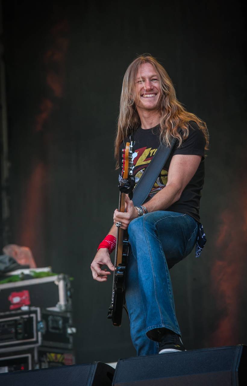 Další pohled na poslední den Metalfestu. Dee Snider připomněl Twisted Sister, vrcholem byli Arch Enemy