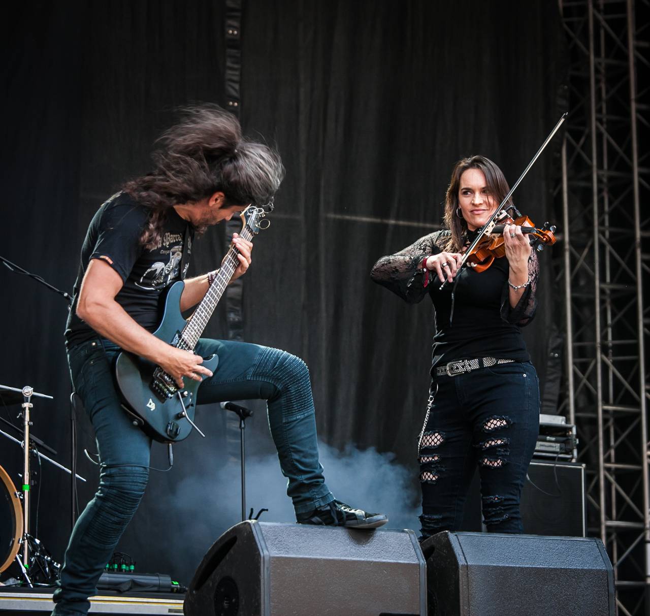 Další pohled na poslední den Metalfestu. Dee Snider připomněl Twisted Sister, vrcholem byli Arch Enemy