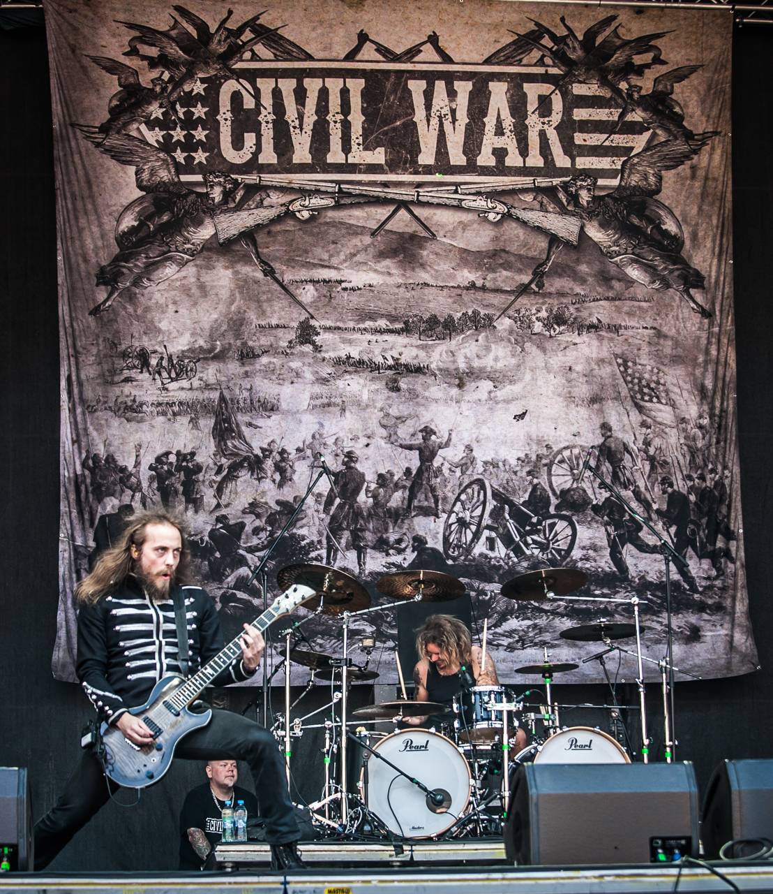 Další pohled na poslední den Metalfestu. Dee Snider připomněl Twisted Sister, vrcholem byli Arch Enemy