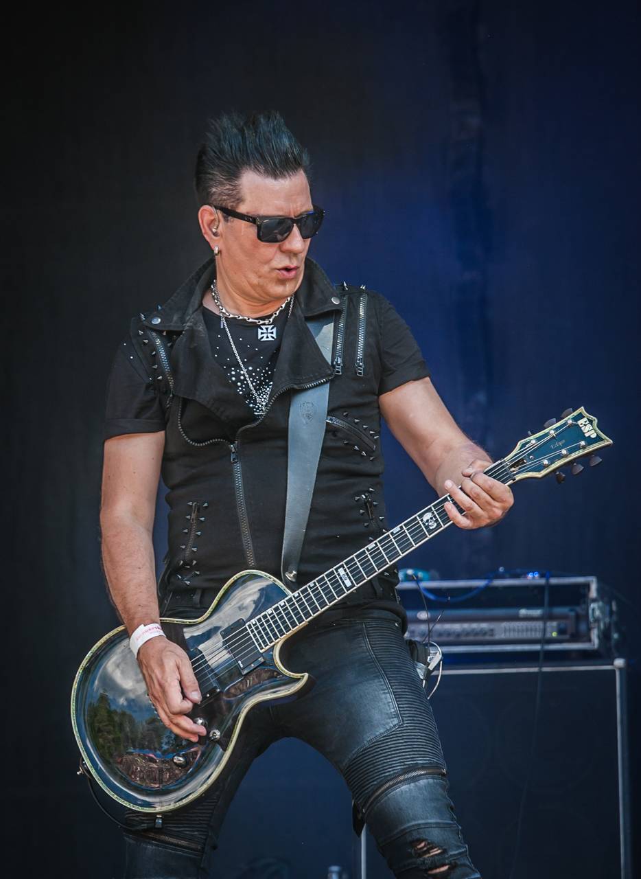 Další pohled na poslední den Metalfestu. Dee Snider připomněl Twisted Sister, vrcholem byli Arch Enemy