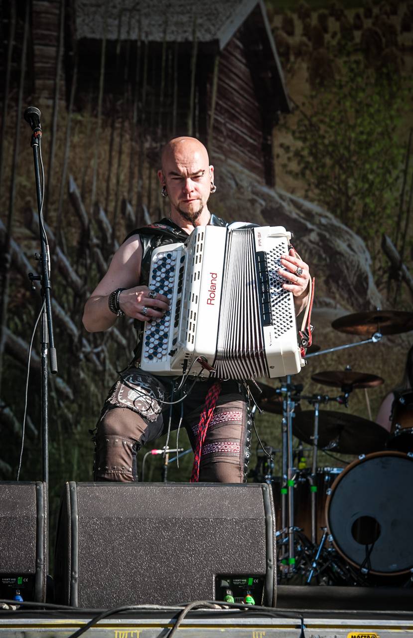 Další pohled na poslední den Metalfestu. Dee Snider připomněl Twisted Sister, vrcholem byli Arch Enemy