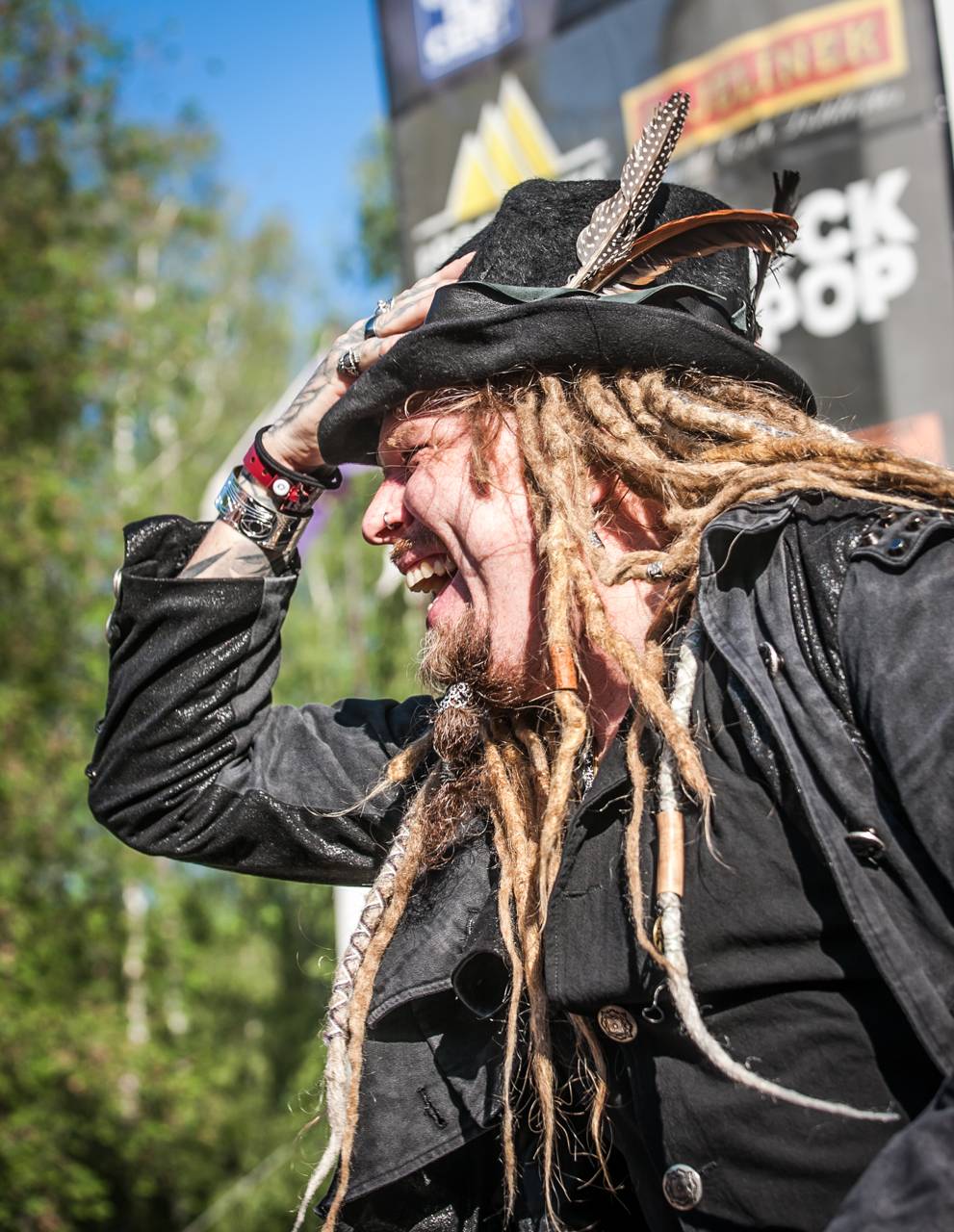 Další pohled na poslední den Metalfestu. Dee Snider připomněl Twisted Sister, vrcholem byli Arch Enemy