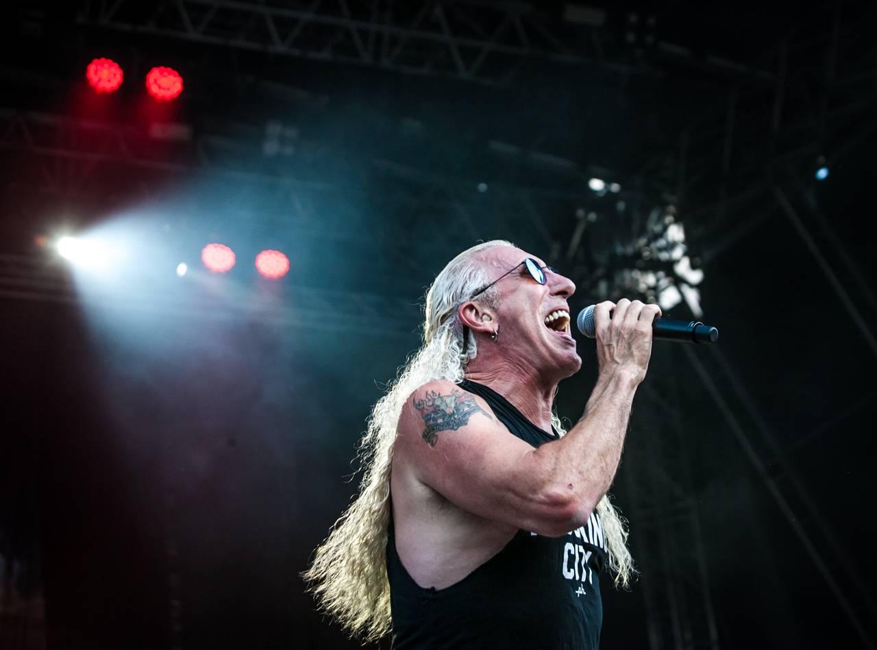 Další pohled na poslední den Metalfestu. Dee Snider připomněl Twisted Sister, vrcholem byli Arch Enemy