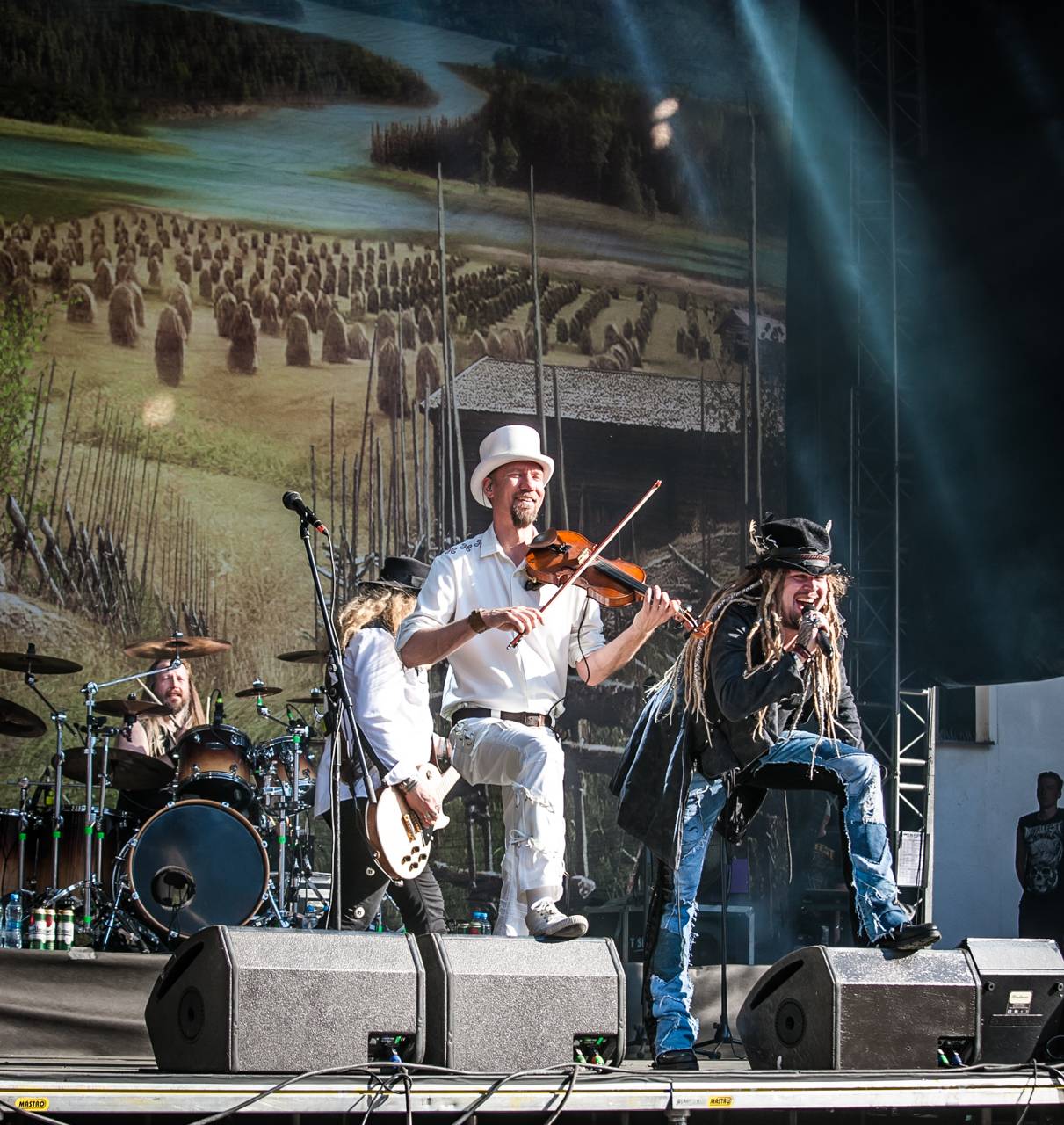 Další pohled na poslední den Metalfestu. Dee Snider připomněl Twisted Sister, vrcholem byli Arch Enemy