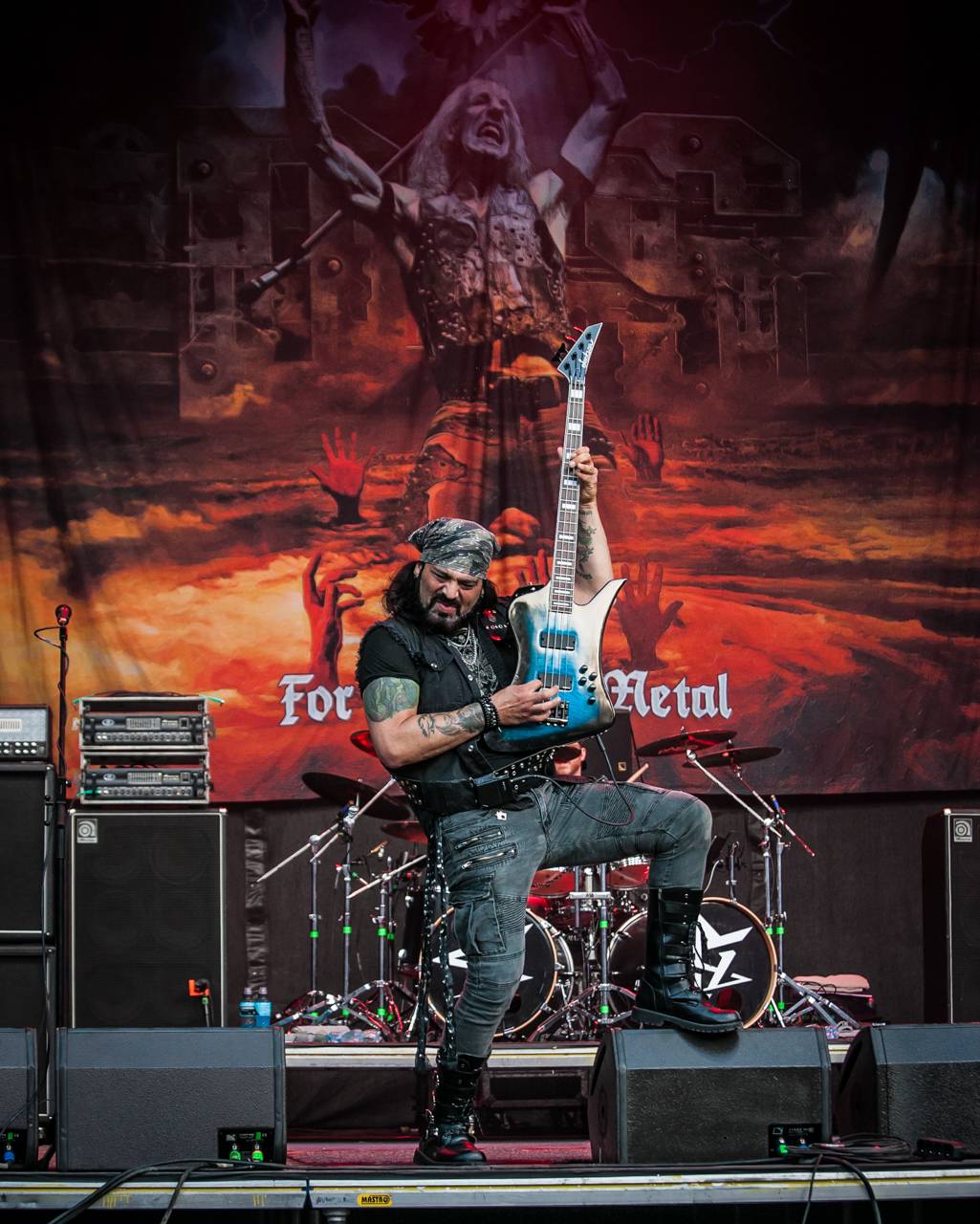 Další pohled na poslední den Metalfestu. Dee Snider připomněl Twisted Sister, vrcholem byli Arch Enemy